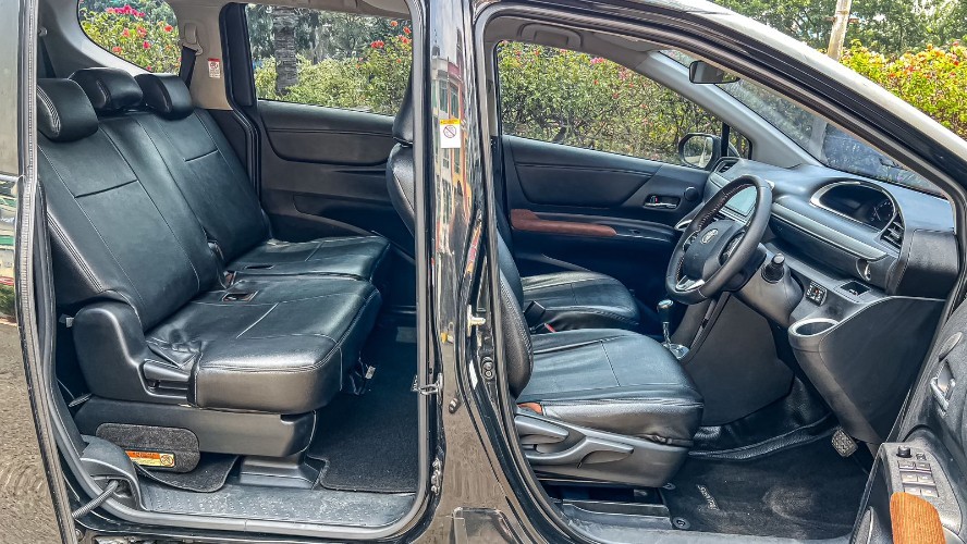 2017 Toyota Sienta 2017 Toyota Sienta