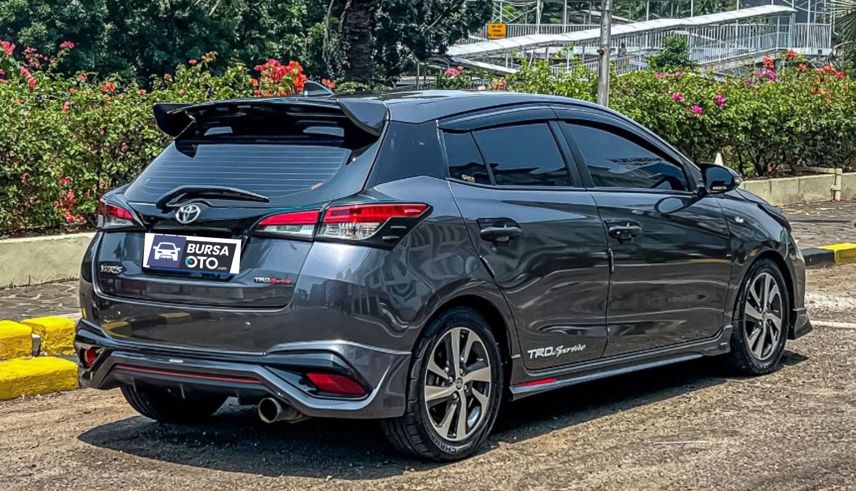 2021 Toyota Yaris 2021 Toyota Yaris