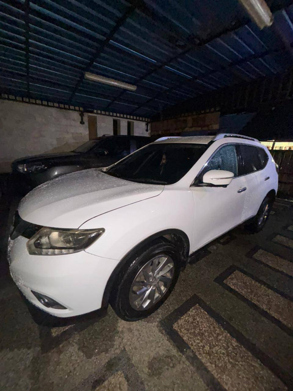 2015 Nissan X Trail 2.5L CVT AT 2015 Nissan X Trail 2.5L CVT AT