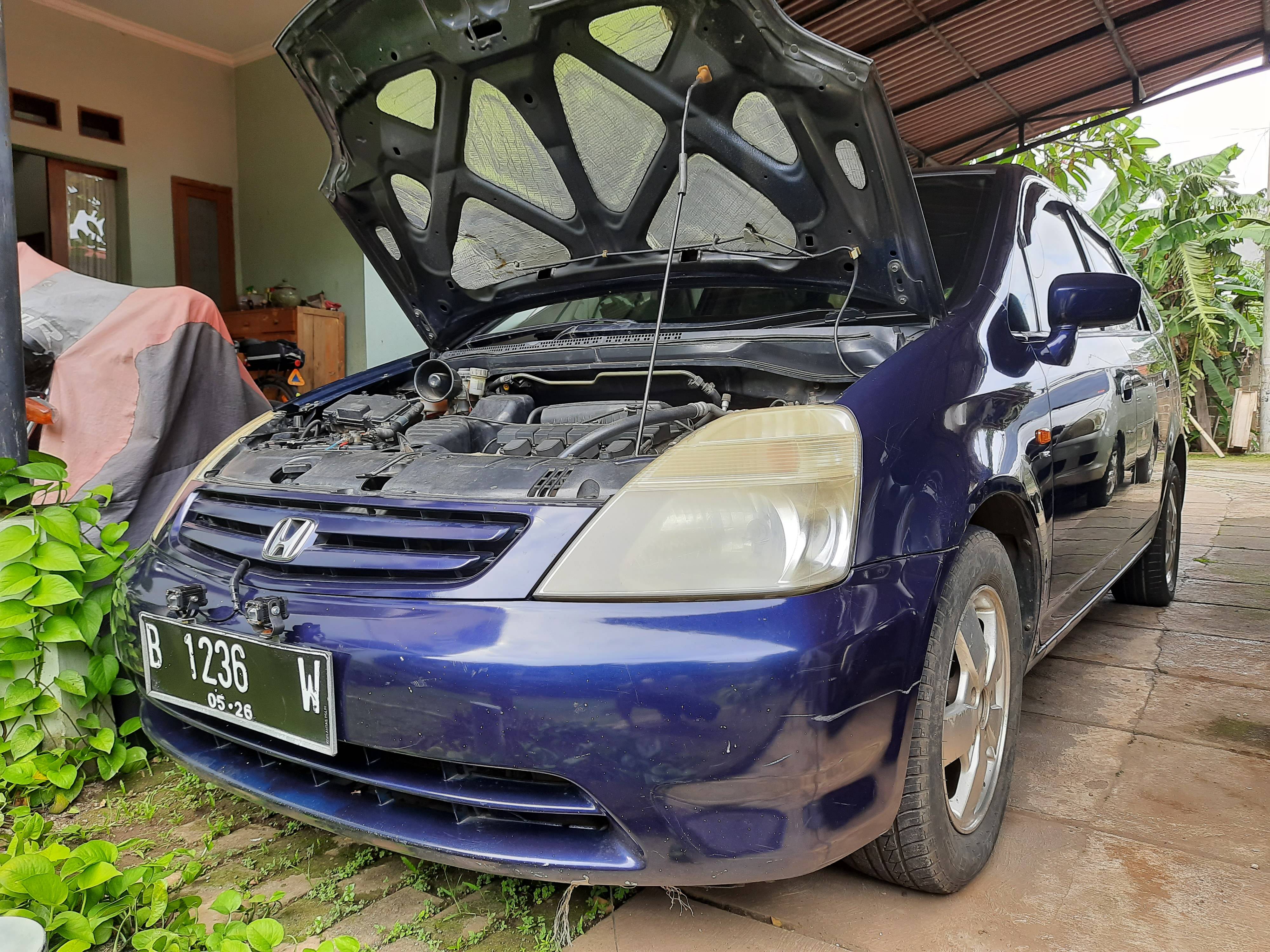 2002 Honda Stream T:1.7 M/T 2002 Honda Stream T:1.7 M/T