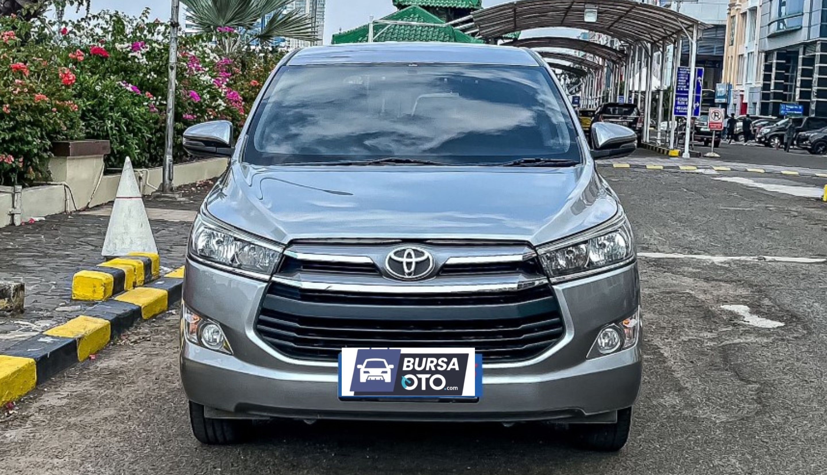 2017 Toyota Kijang Innova Bekas 2017 Toyota Kijang Innova Bekas
