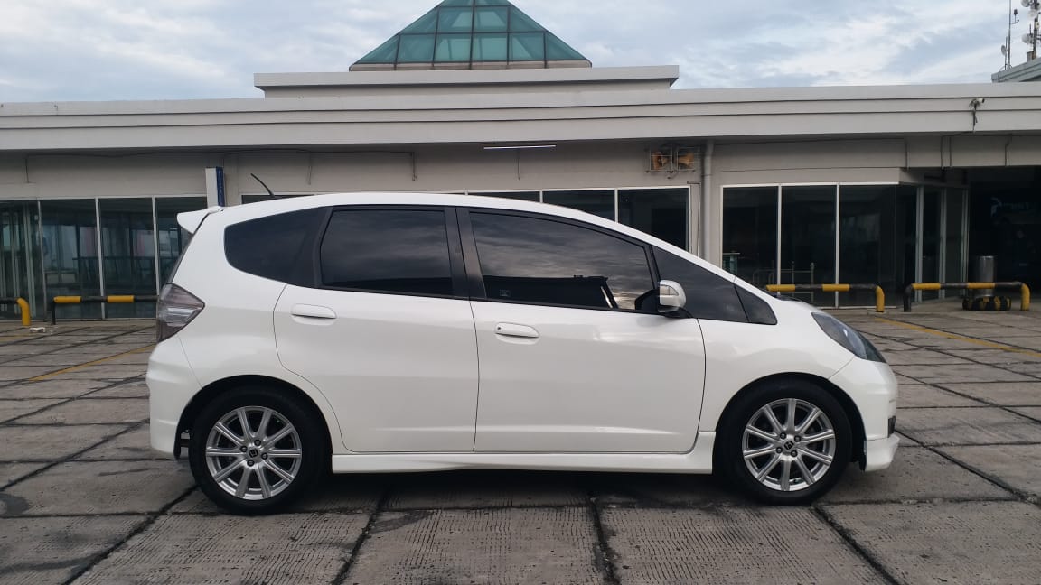 2013 Honda Jazz 2013 Honda Jazz