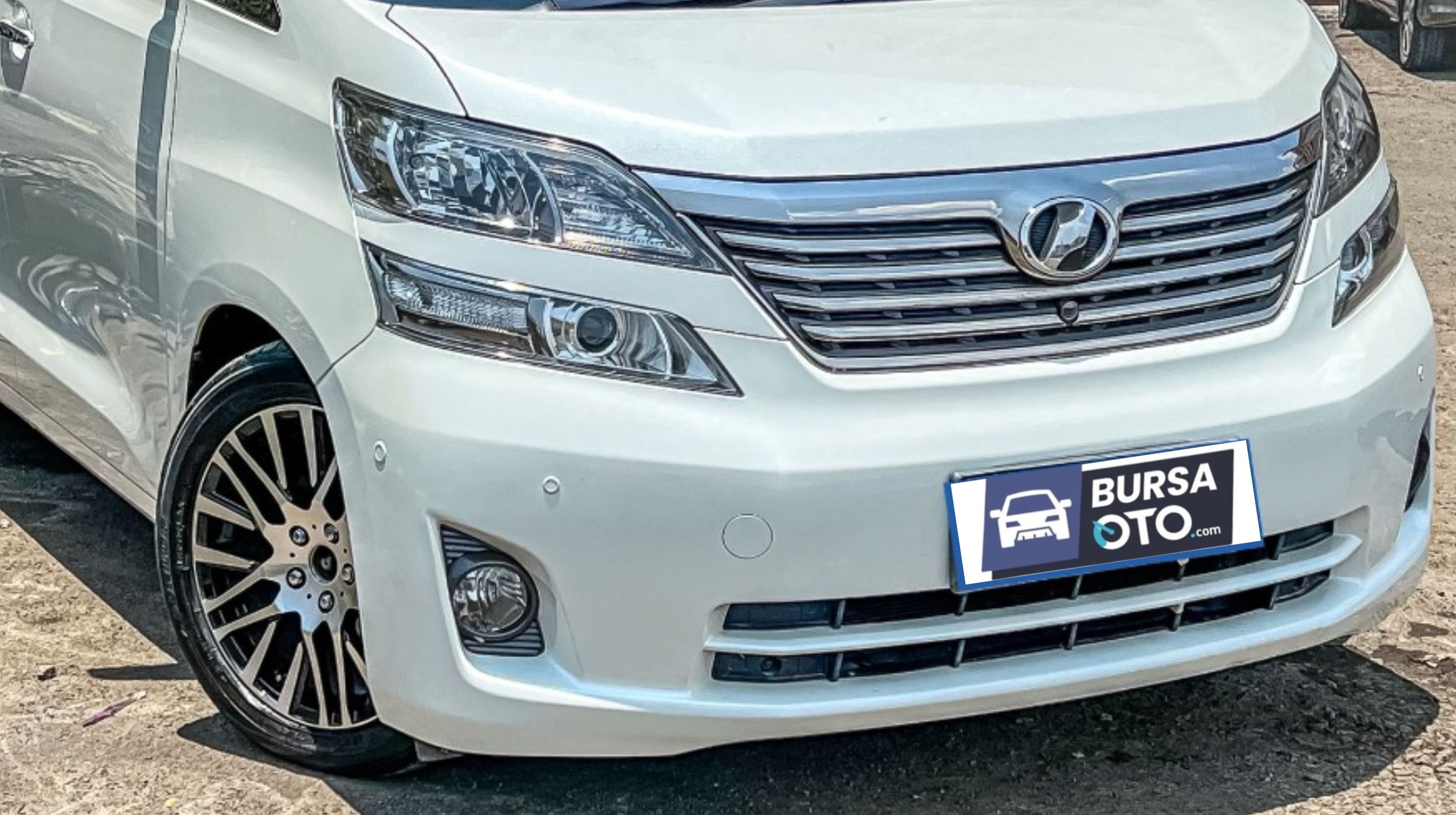 2011 Toyota Vellfire 2011 Toyota Vellfire