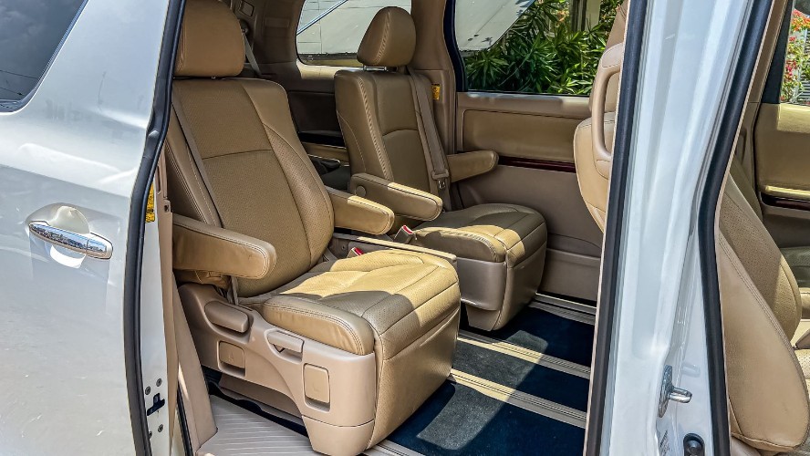 2011 Toyota Vellfire 2011 Toyota Vellfire