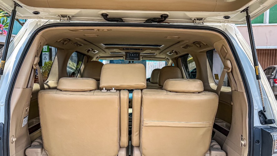 2011 Toyota Vellfire 2011 Toyota Vellfire