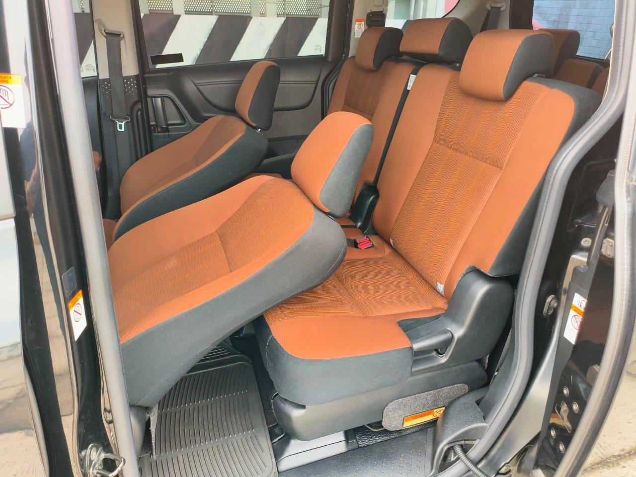 2017 Toyota Sienta 2017 Toyota Sienta