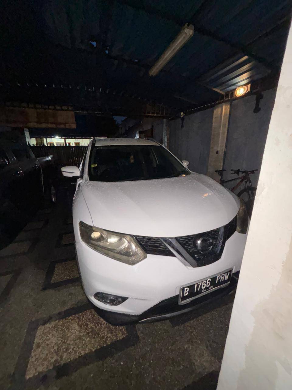 Second Hand 2015 Nissan X-Trail  2.5 ST AT Second Hand 2015 Nissan X-Trail  2.5 ST AT