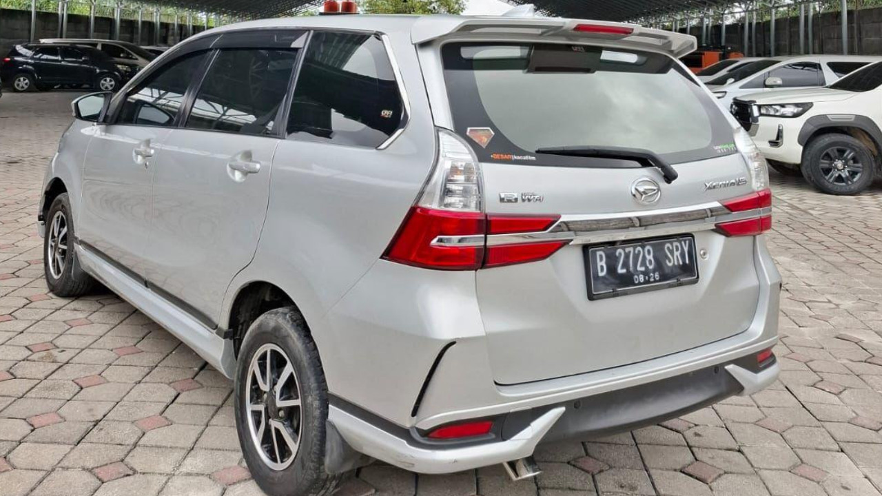 2021 Daihatsu Grand Xenia 2021 Daihatsu Grand Xenia