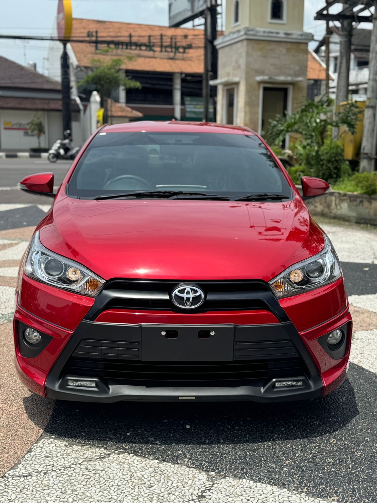 Second Hand 2016 Toyota Yaris S TRD Sportivo 1.5L AT Second Hand 2016 Toyota Yaris S TRD Sportivo 1.5L AT