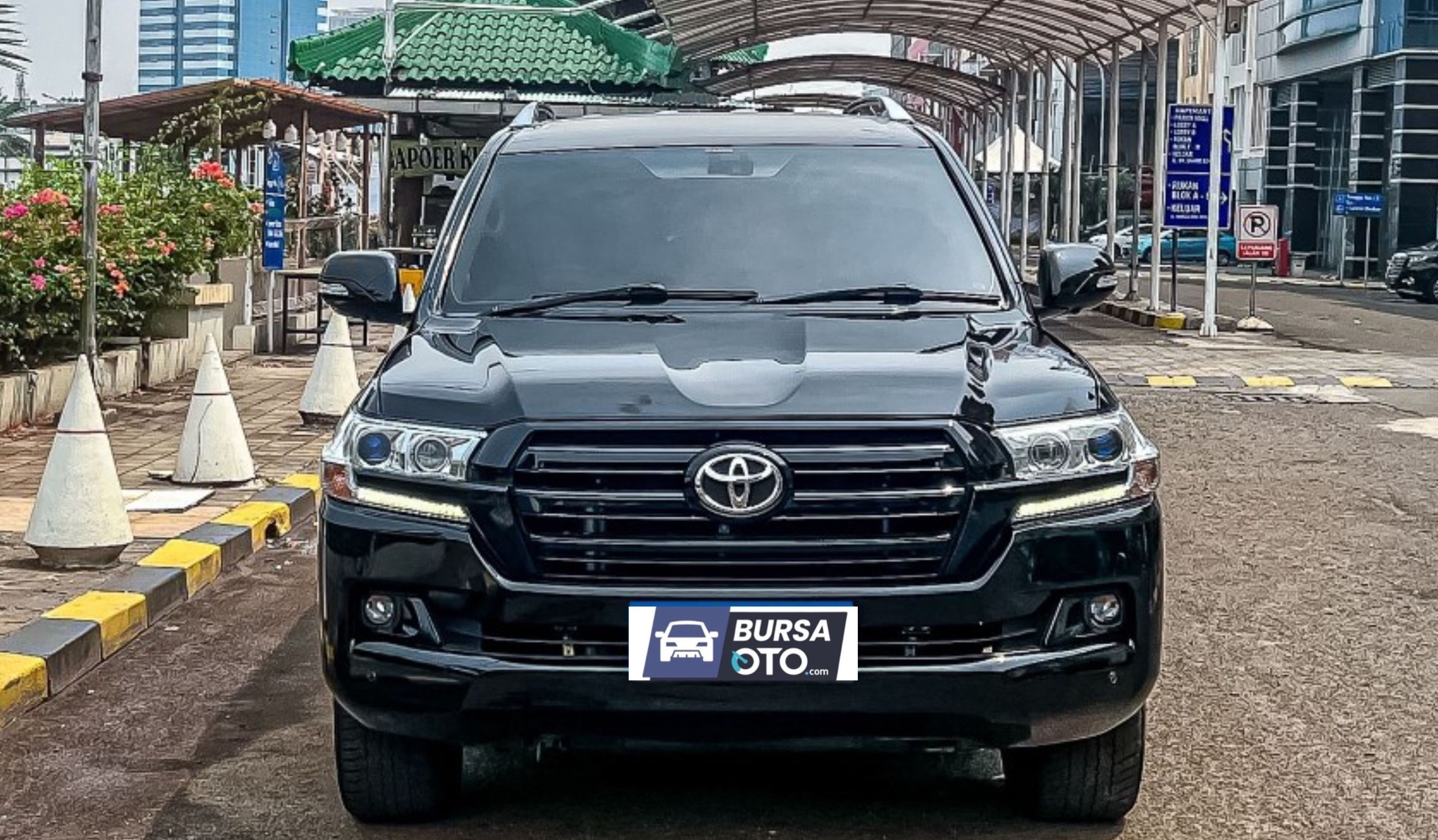 2008 Toyota Land Cruiser  Bekas 2008 Toyota Land Cruiser  Bekas