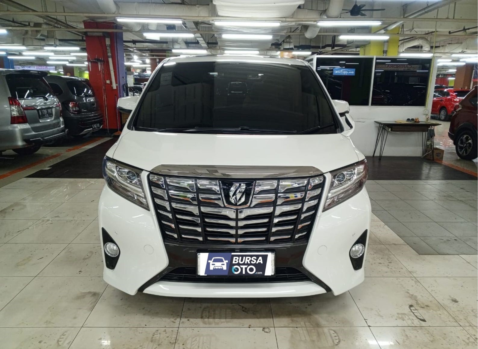 Second Hand 2018 Toyota Alphard Second Hand 2018 Toyota Alphard