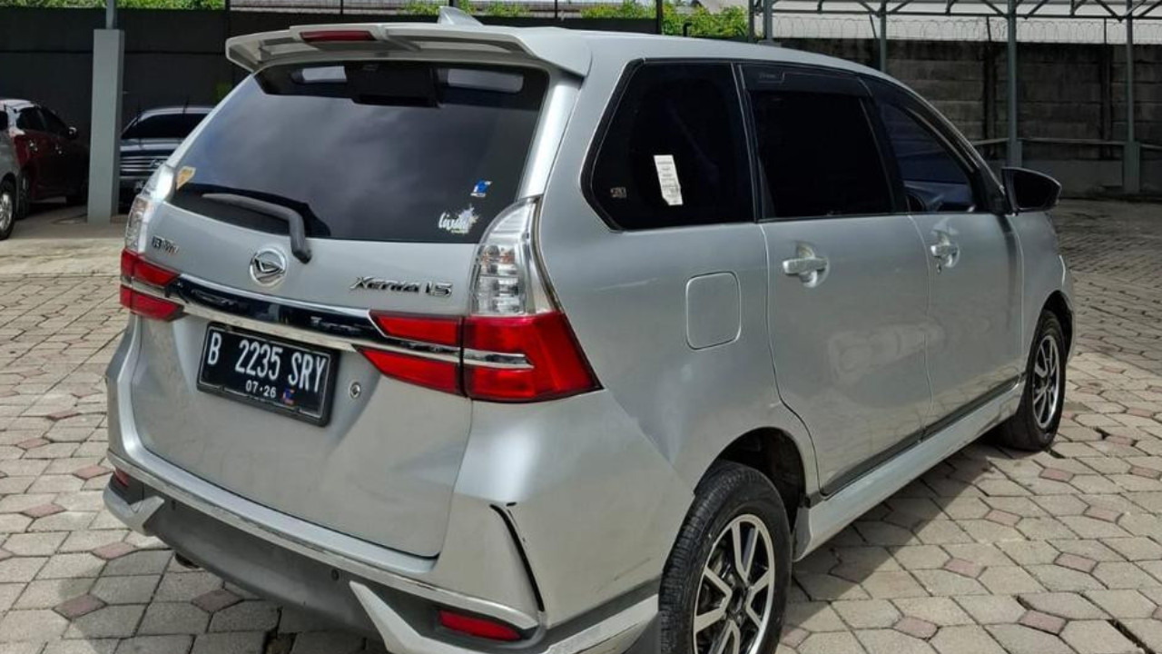 2021 Daihatsu Grand Xenia 2021 Daihatsu Grand Xenia