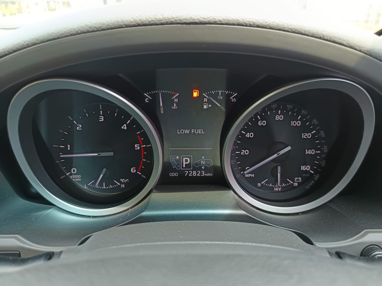 2013 Toyota Land Cruiser 2013 Toyota Land Cruiser