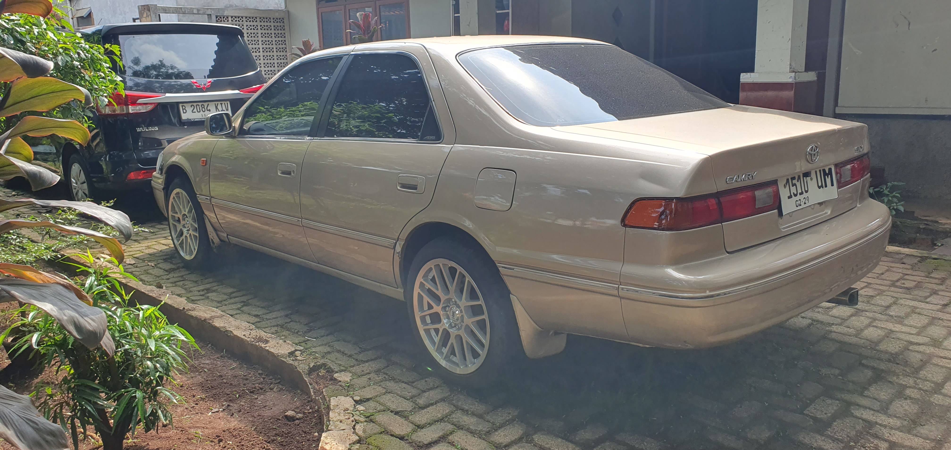 2000 Toyota Camry 2.2L MT 2000 Toyota Camry 2.2L MT