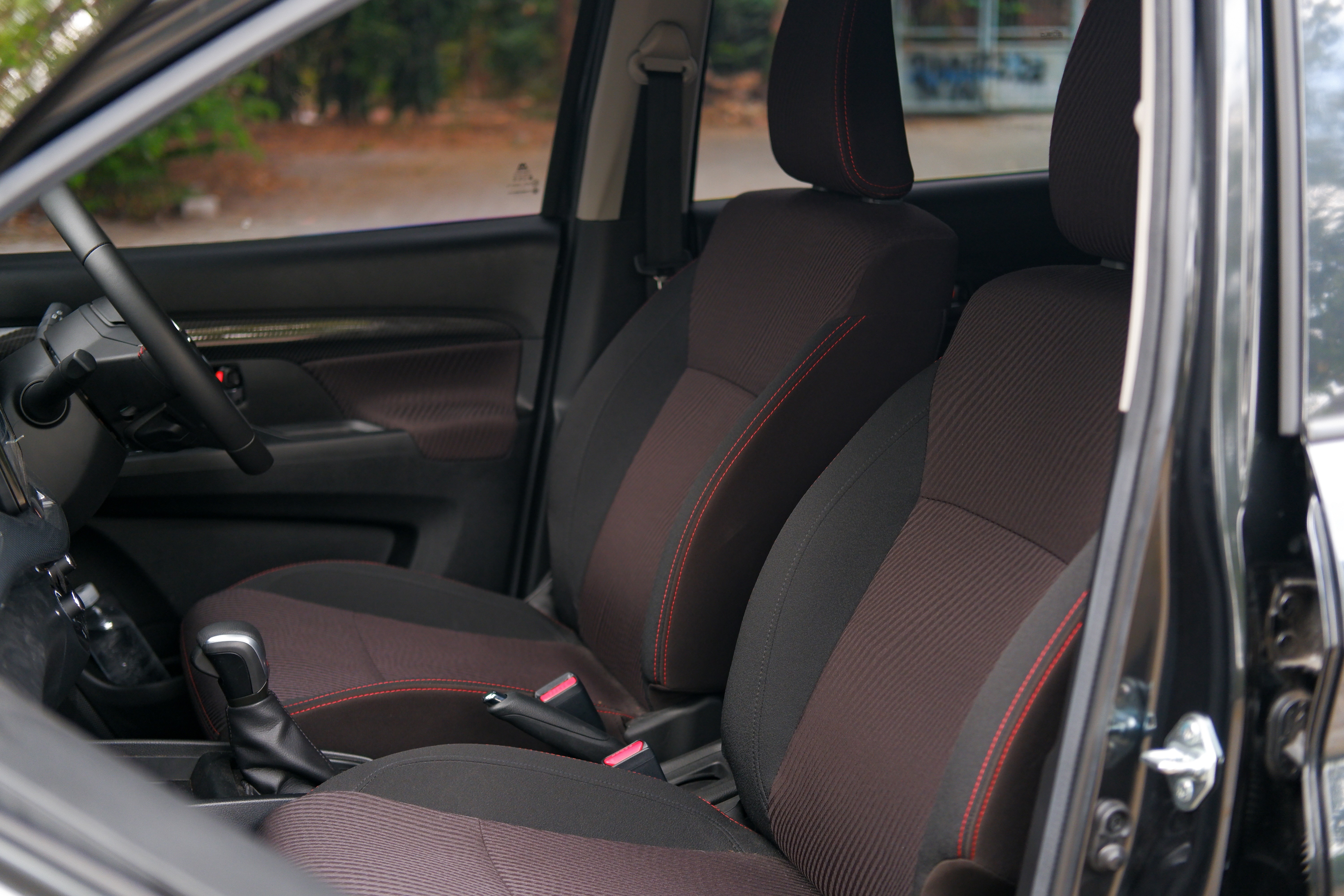 2023 Suzuki Ertiga Smart Hybrid SS AT 2023 Suzuki Ertiga Smart Hybrid SS AT