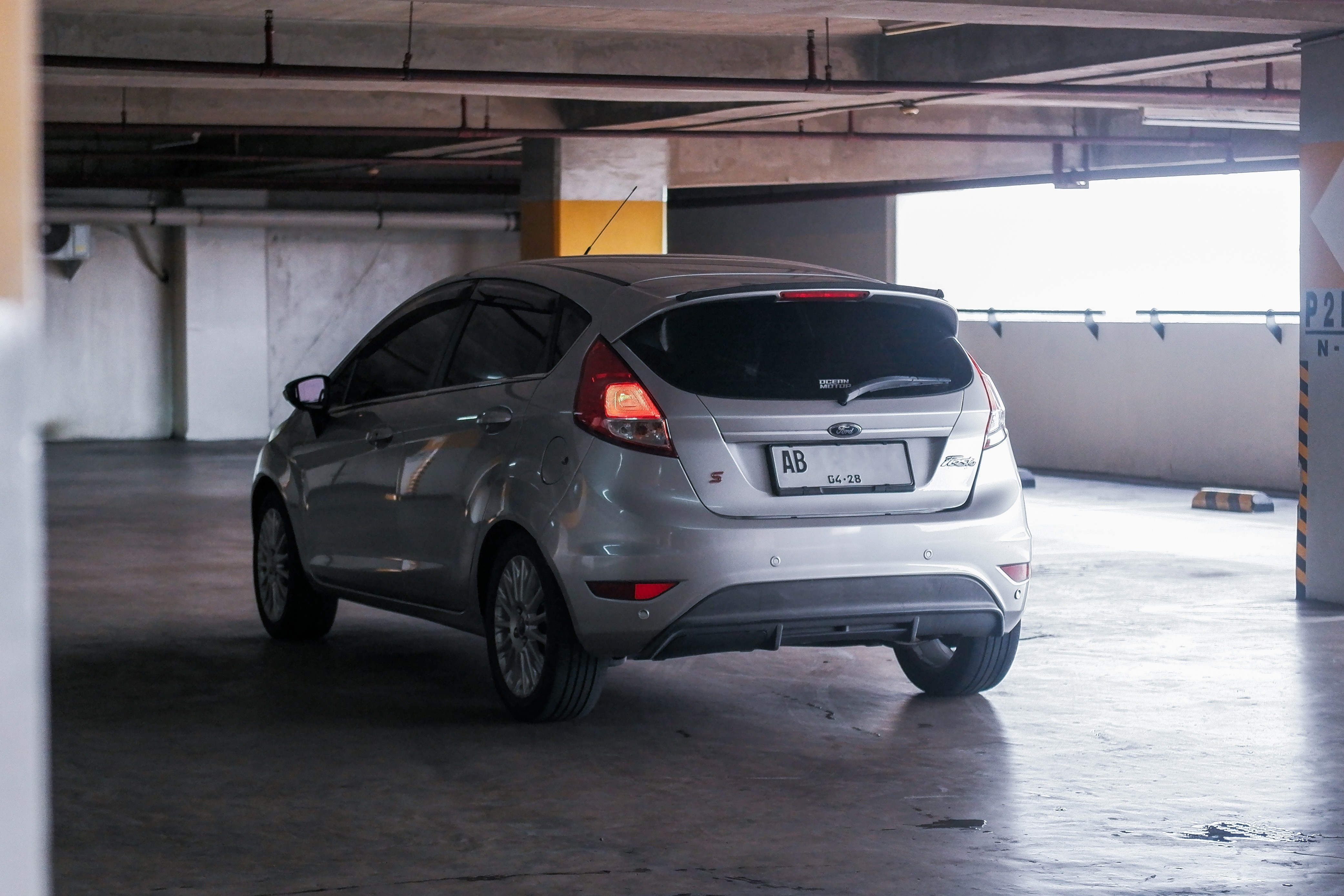 2015 Ford Fiesta  1.5L AT S 2015 Ford Fiesta  1.5L AT S