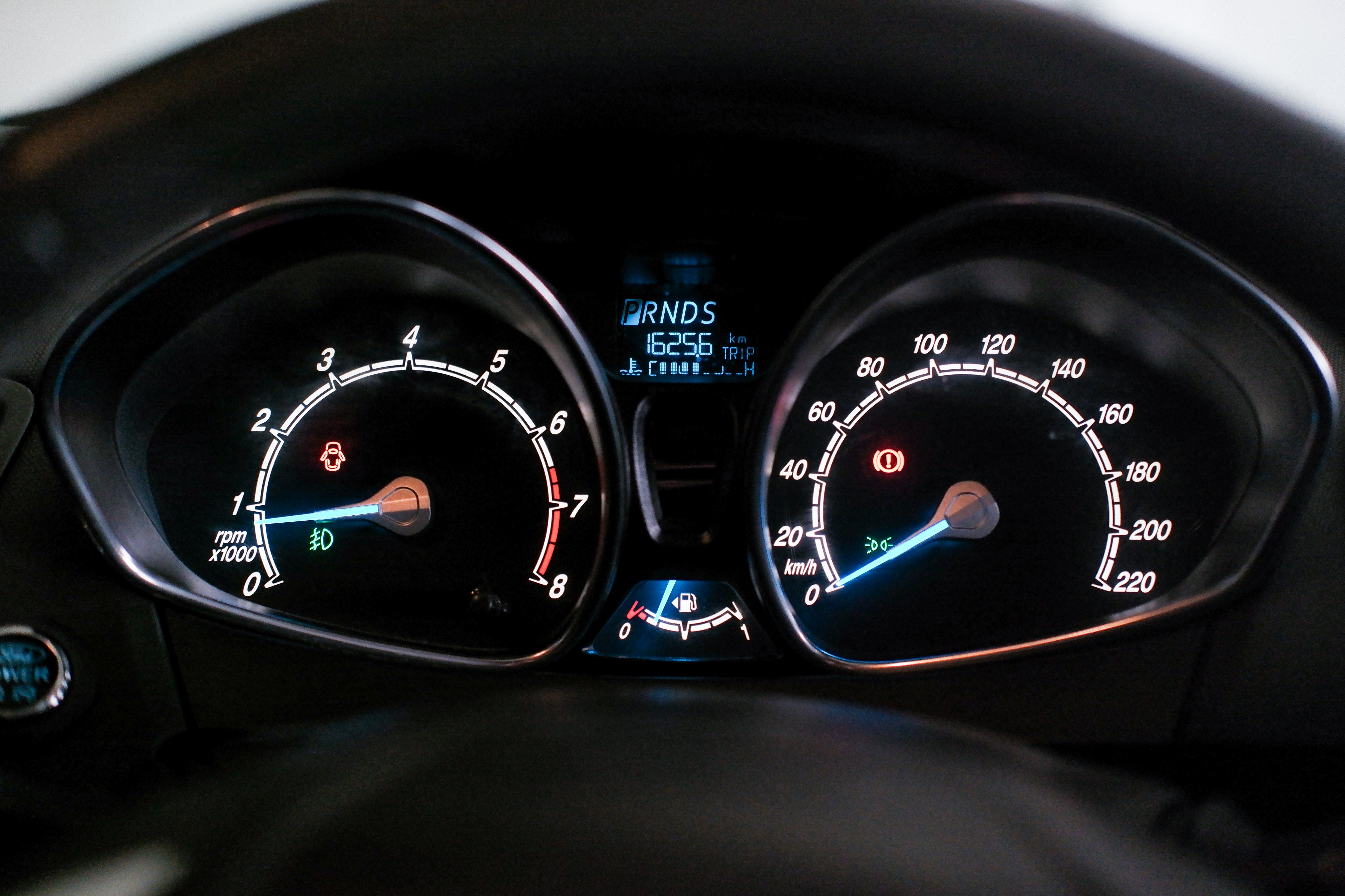 2015 Ford Fiesta  1.5L AT S 2015 Ford Fiesta  1.5L AT S