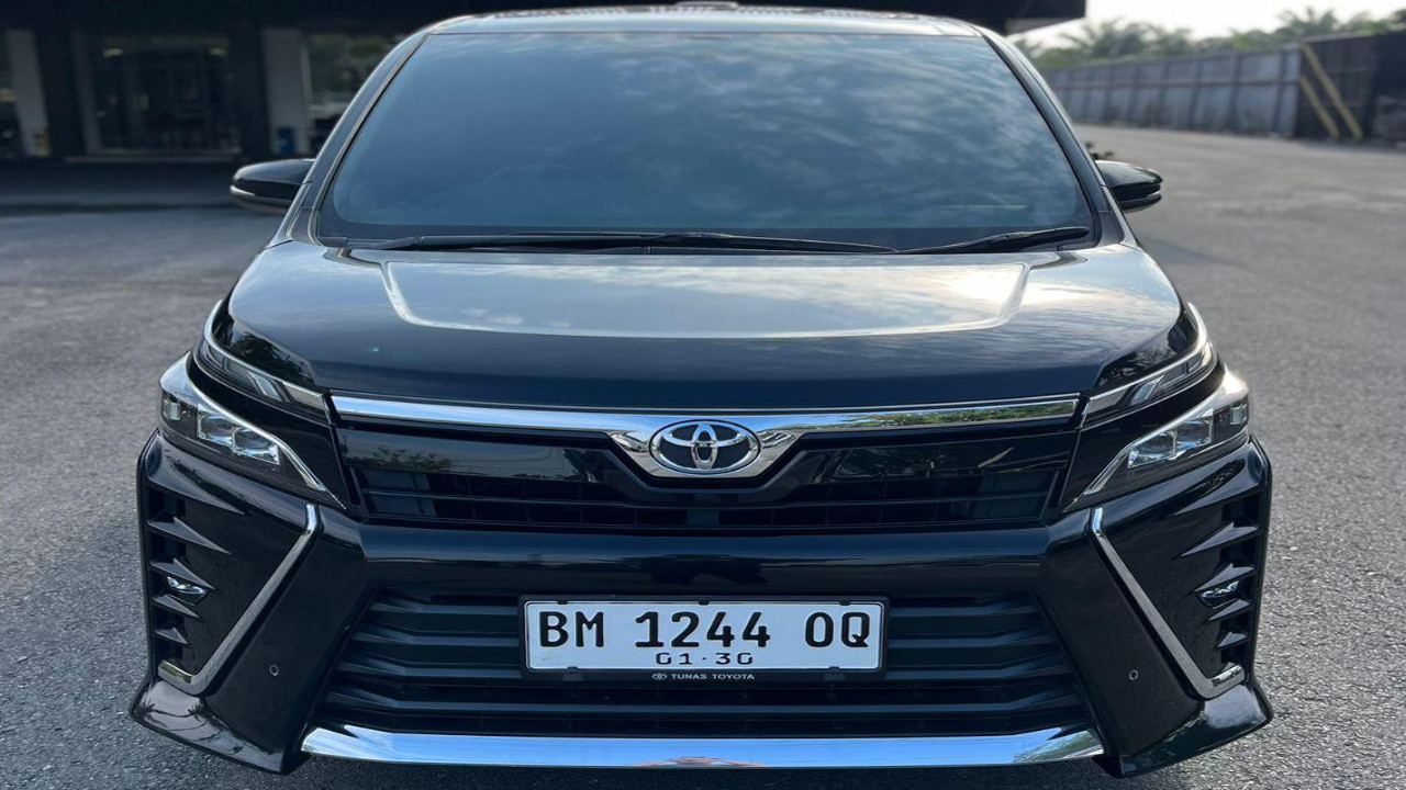 2018 Toyota Voxy Bekas 2018 Toyota Voxy Bekas
