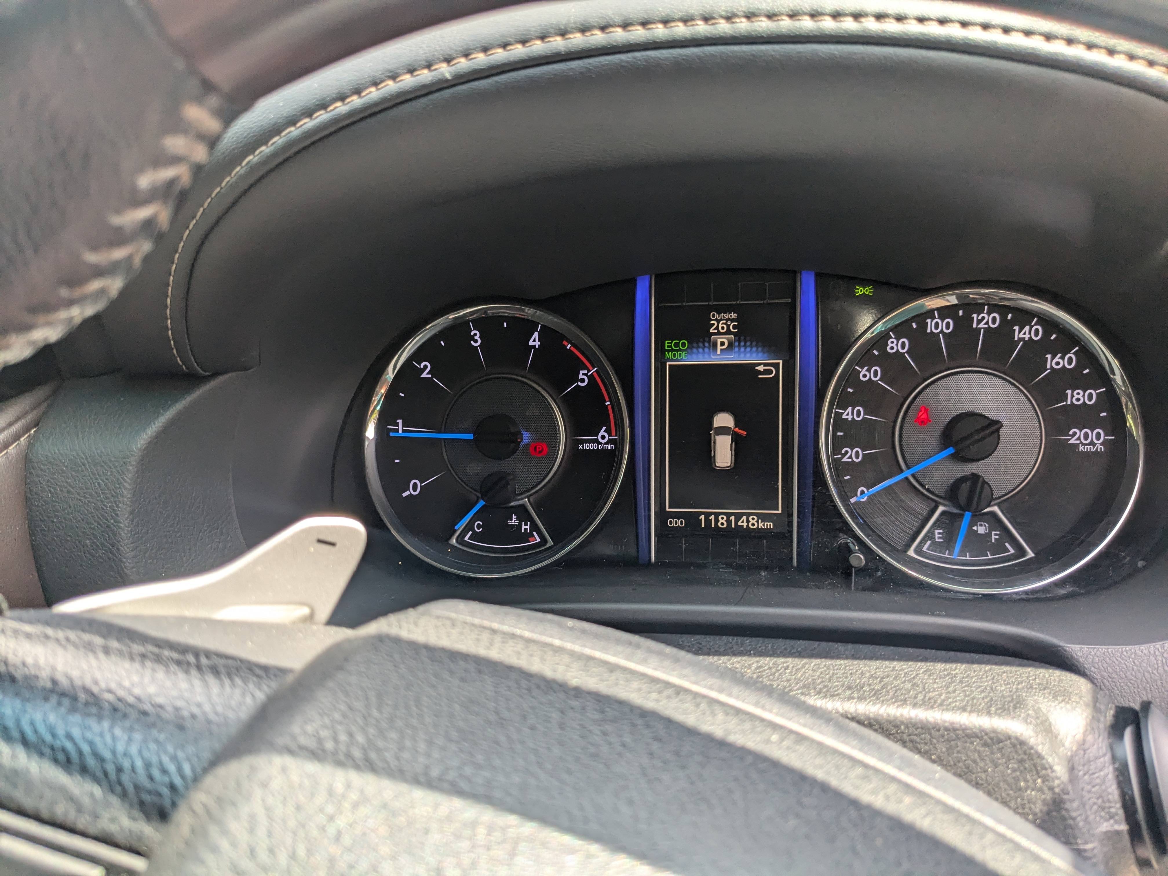 2016 Toyota Fortuner  VRZ 4X2 2.4 AT 2016 Toyota Fortuner  VRZ 4X2 2.4 AT