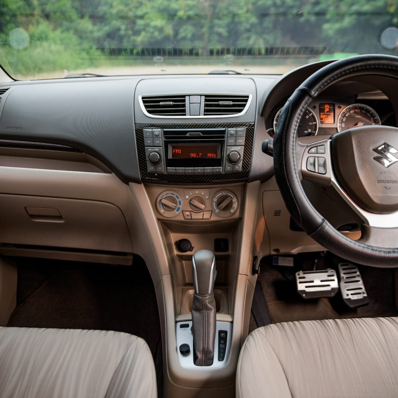 2018 Suzuki Ertiga  2018 Suzuki Ertiga