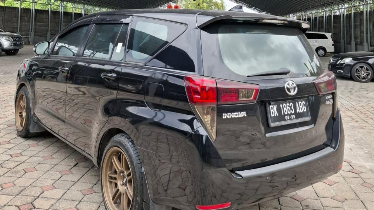 2020 Toyota Kijang Innova 2.0 G MT 2020 Toyota Kijang Innova 2.0 G MT