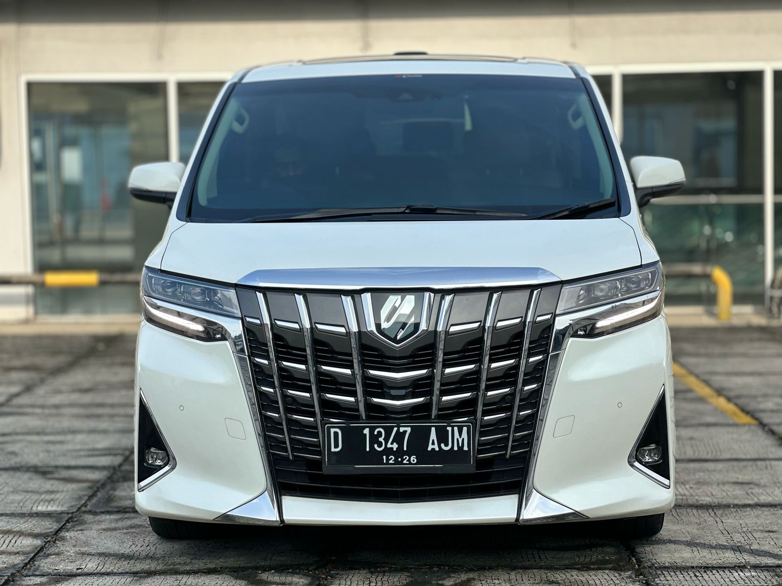 Second Hand 2021 Toyota Alphard Second Hand 2021 Toyota Alphard