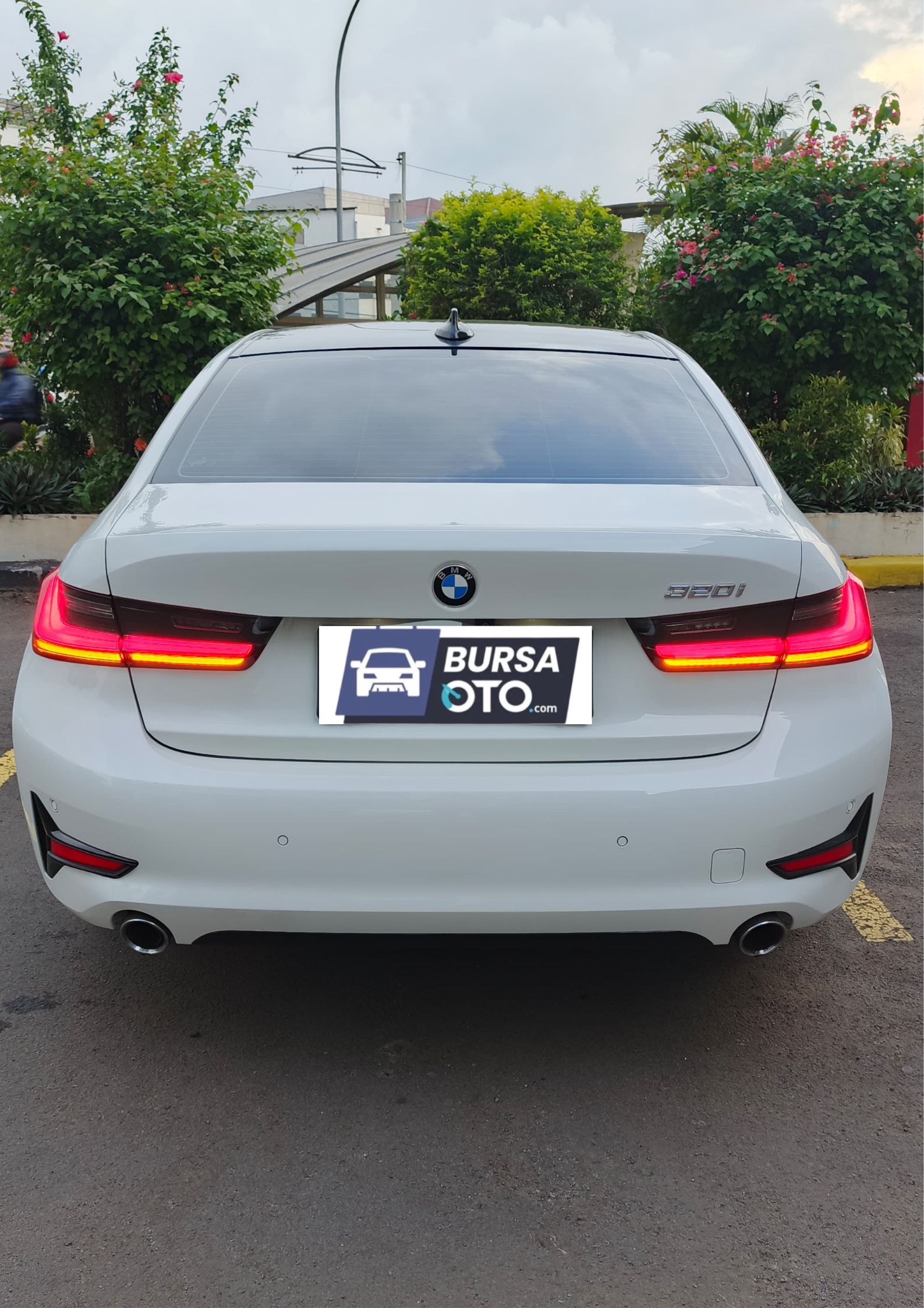 2021 BMW 3 Series Sedan 320i Sport 2021 BMW 3 Series Sedan 320i Sport