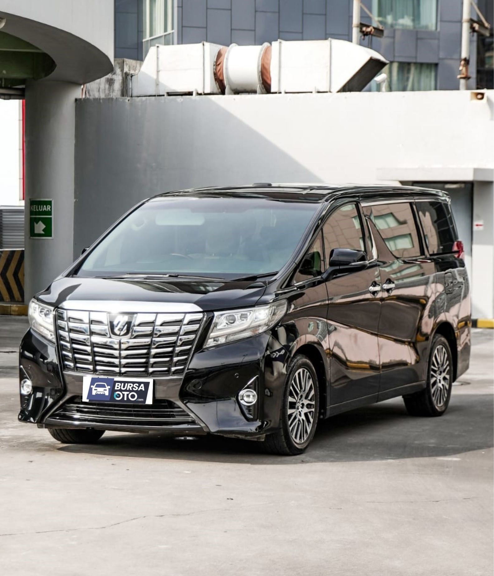 Second Hand 2016 Toyota Alphard Second Hand 2016 Toyota Alphard
