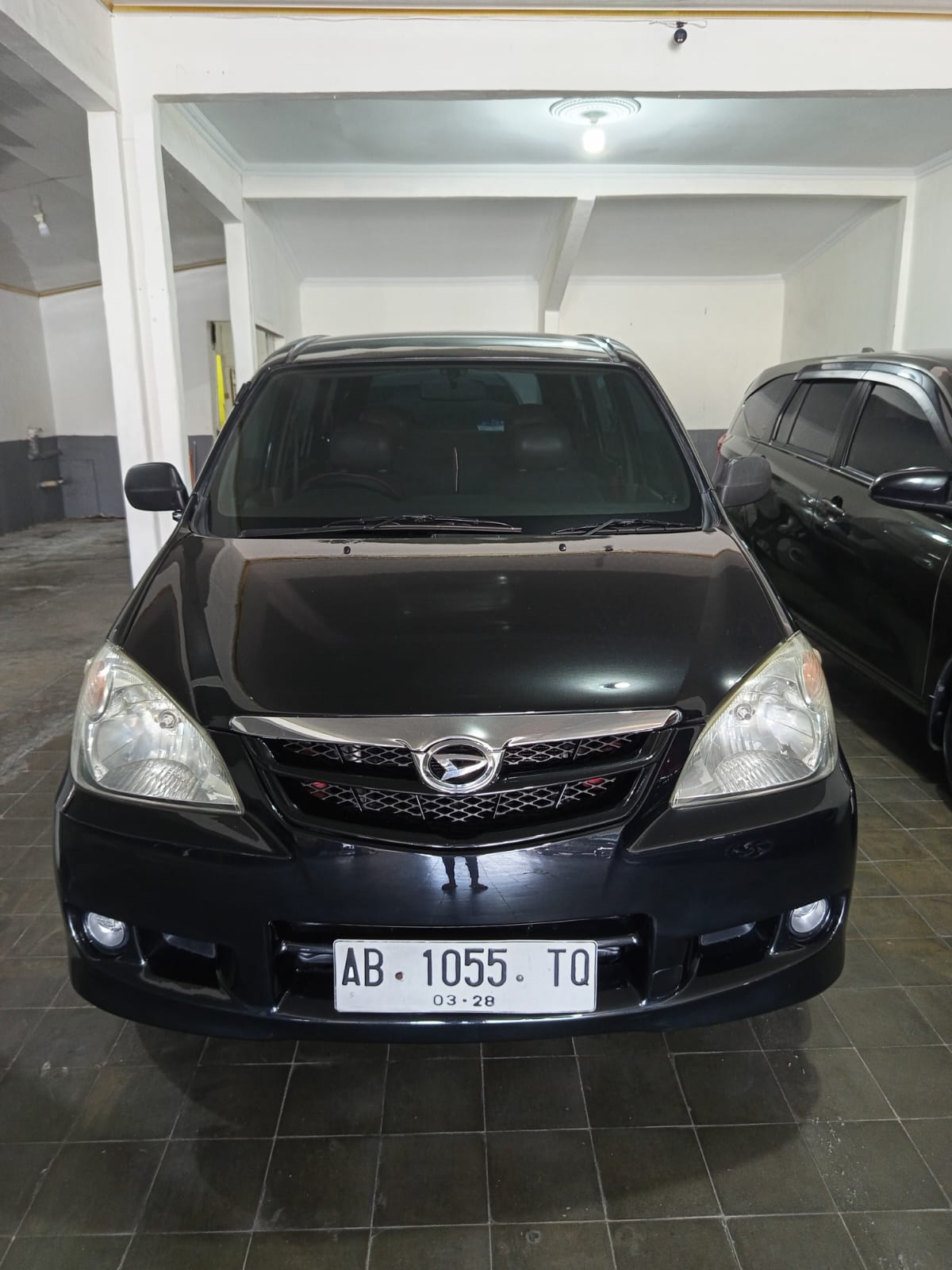 Second Hand 2010 Daihatsu Xenia  Li Second Hand 2010 Daihatsu Xenia  Li