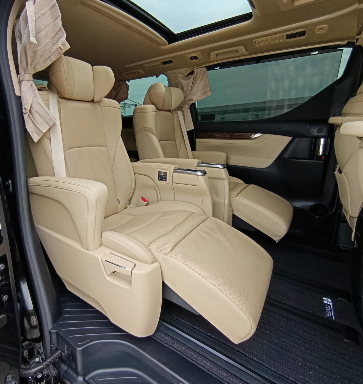 2021 Toyota Alphard 2021 Toyota Alphard