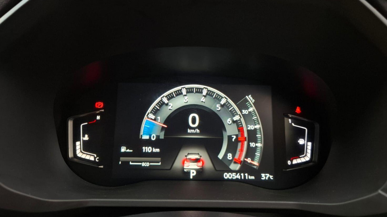 2024 Mitsubishi Xpander  CROSS 1.5L PLUS 4X2 AT 2024 Mitsubishi Xpander  CROSS 1.5L PLUS 4X2 AT