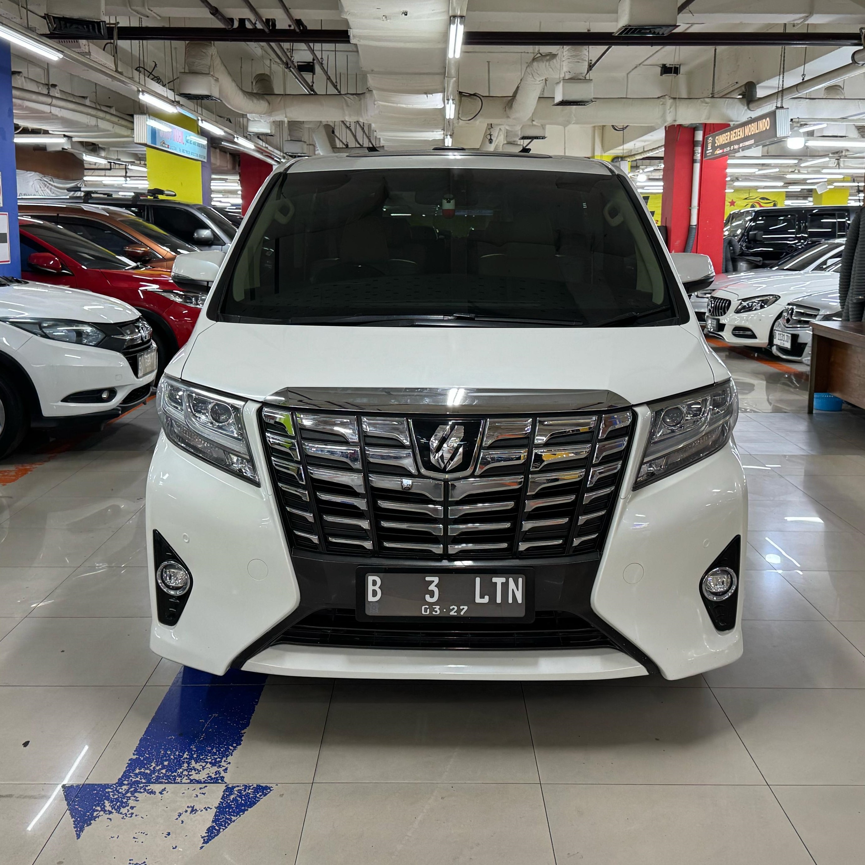 Second Hand 2016 Toyota Alphard Second Hand 2016 Toyota Alphard