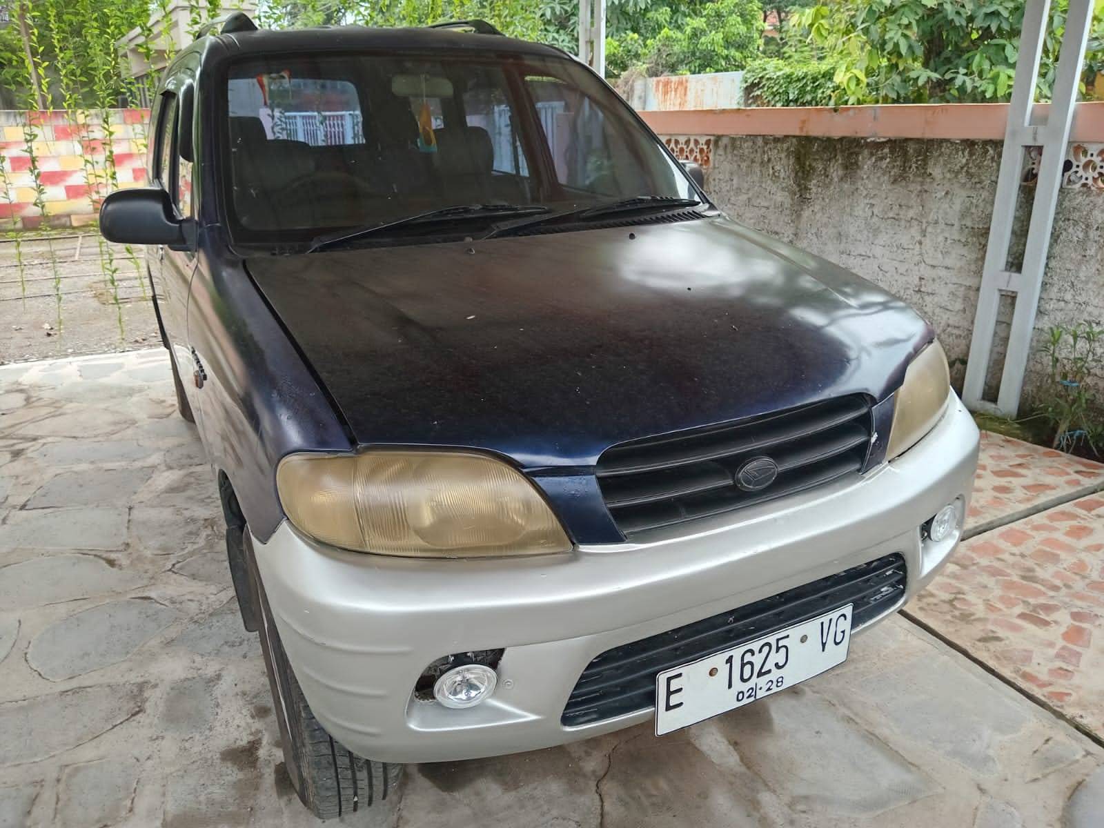 Second Hand 2001 Daihatsu Taruna 1.6 FL Second Hand 2001 Daihatsu Taruna 1.6 FL