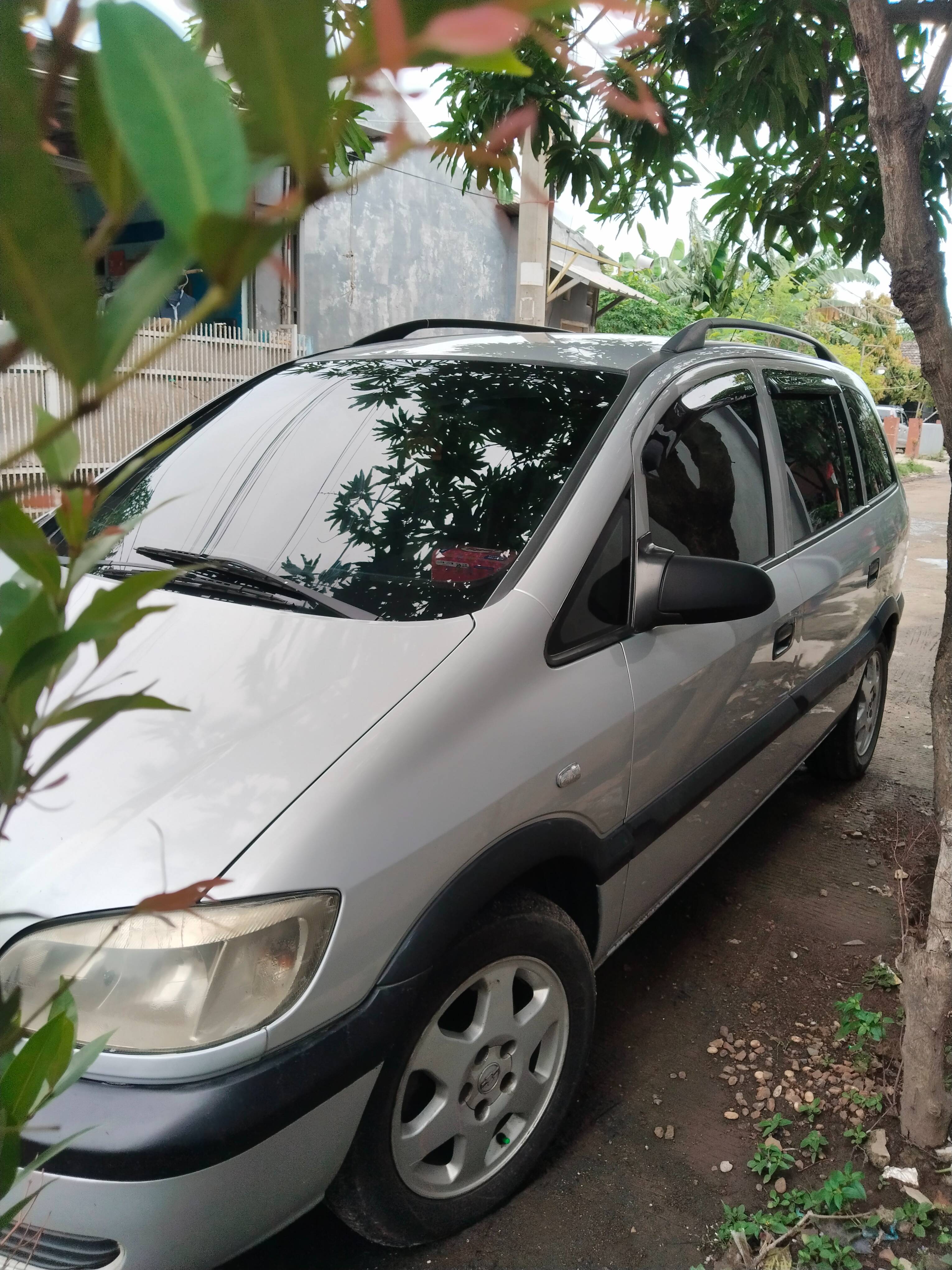 2004 Chevrolet Zafira CD 2004 Chevrolet Zafira CD