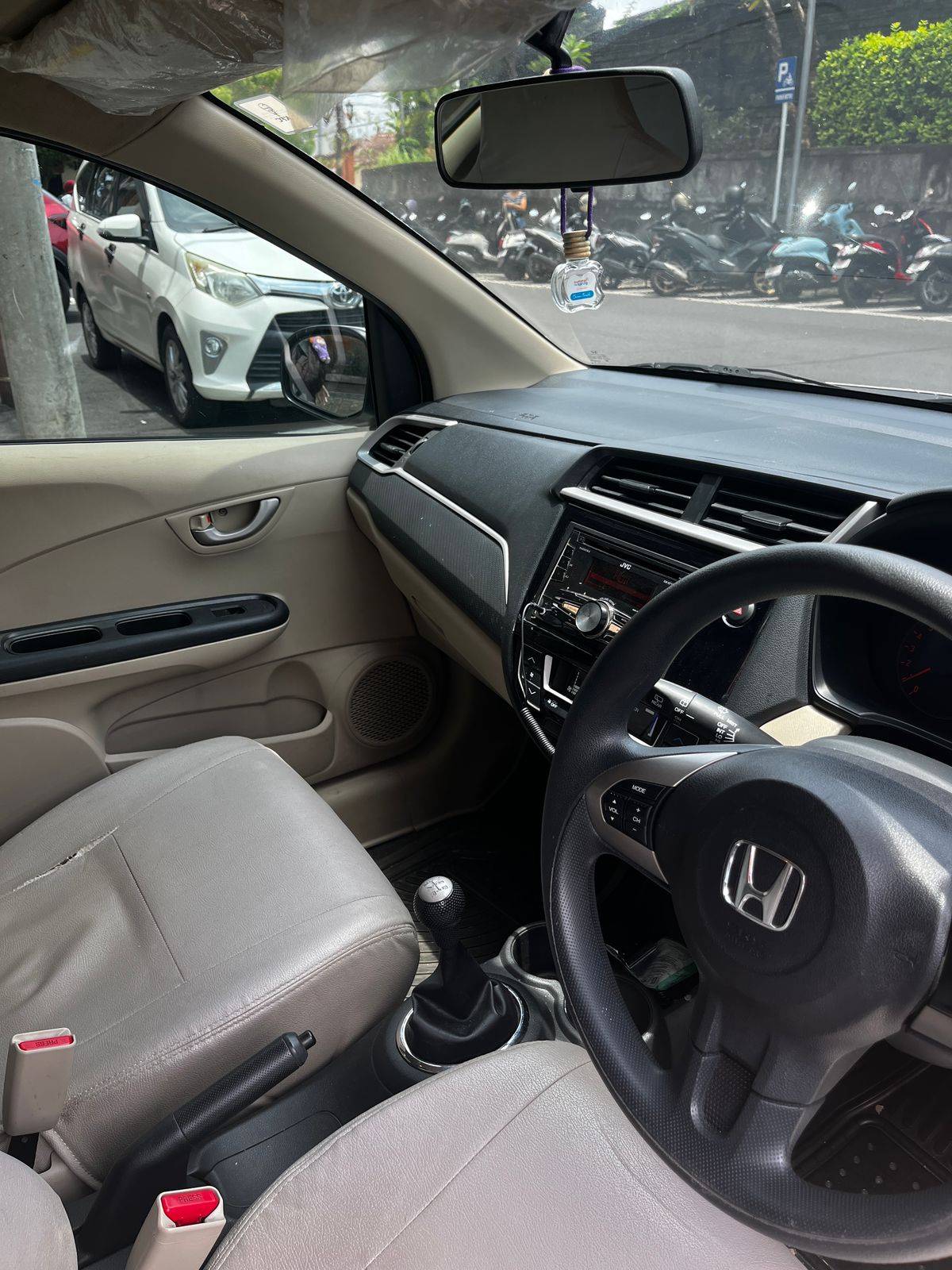 2016 Honda Brio Satya E M/T 2016 Honda Brio Satya E M/T