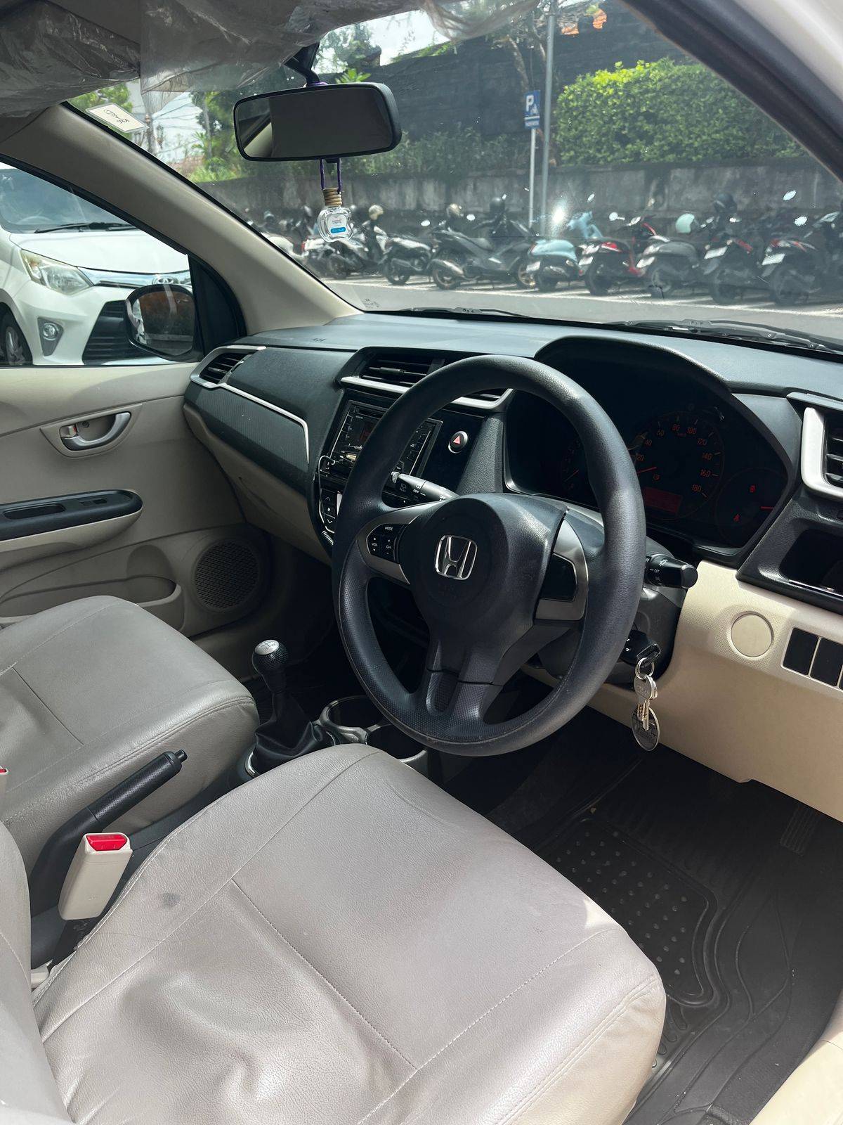 2016 Honda Brio Satya E M/T 2016 Honda Brio Satya E M/T