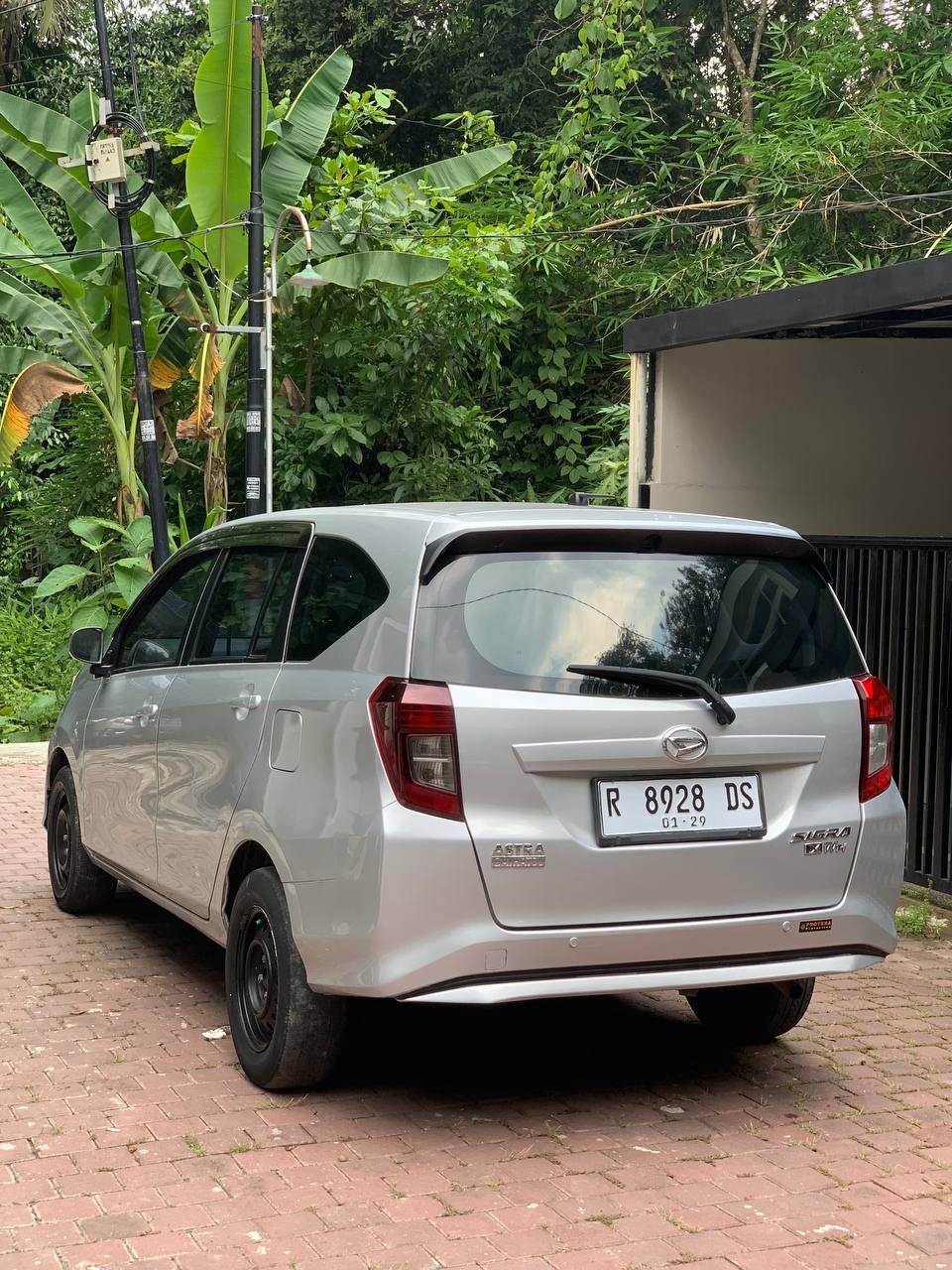 2018 Daihatsu Sigra  1.2 X AT 2018 Daihatsu Sigra  1.2 X AT