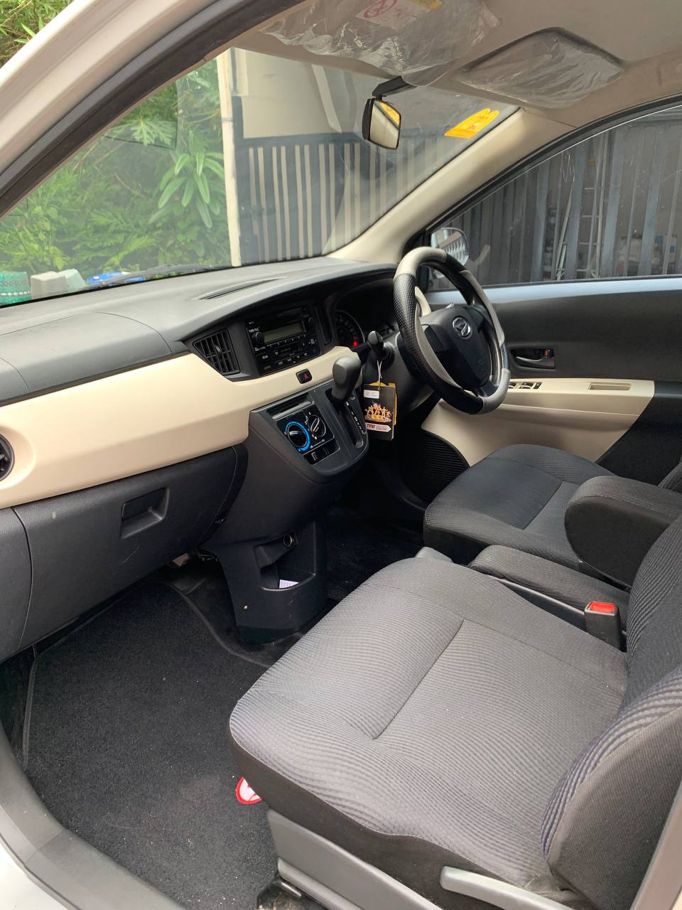 2018 Daihatsu Sigra  1.2 X AT 2018 Daihatsu Sigra  1.2 X AT