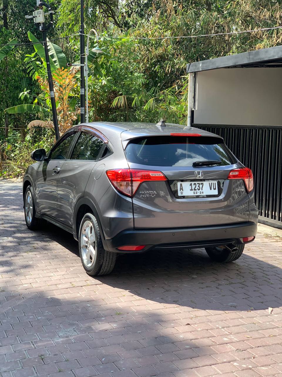 2016 Honda HRV  E CVT 2016 Honda HRV  E CVT