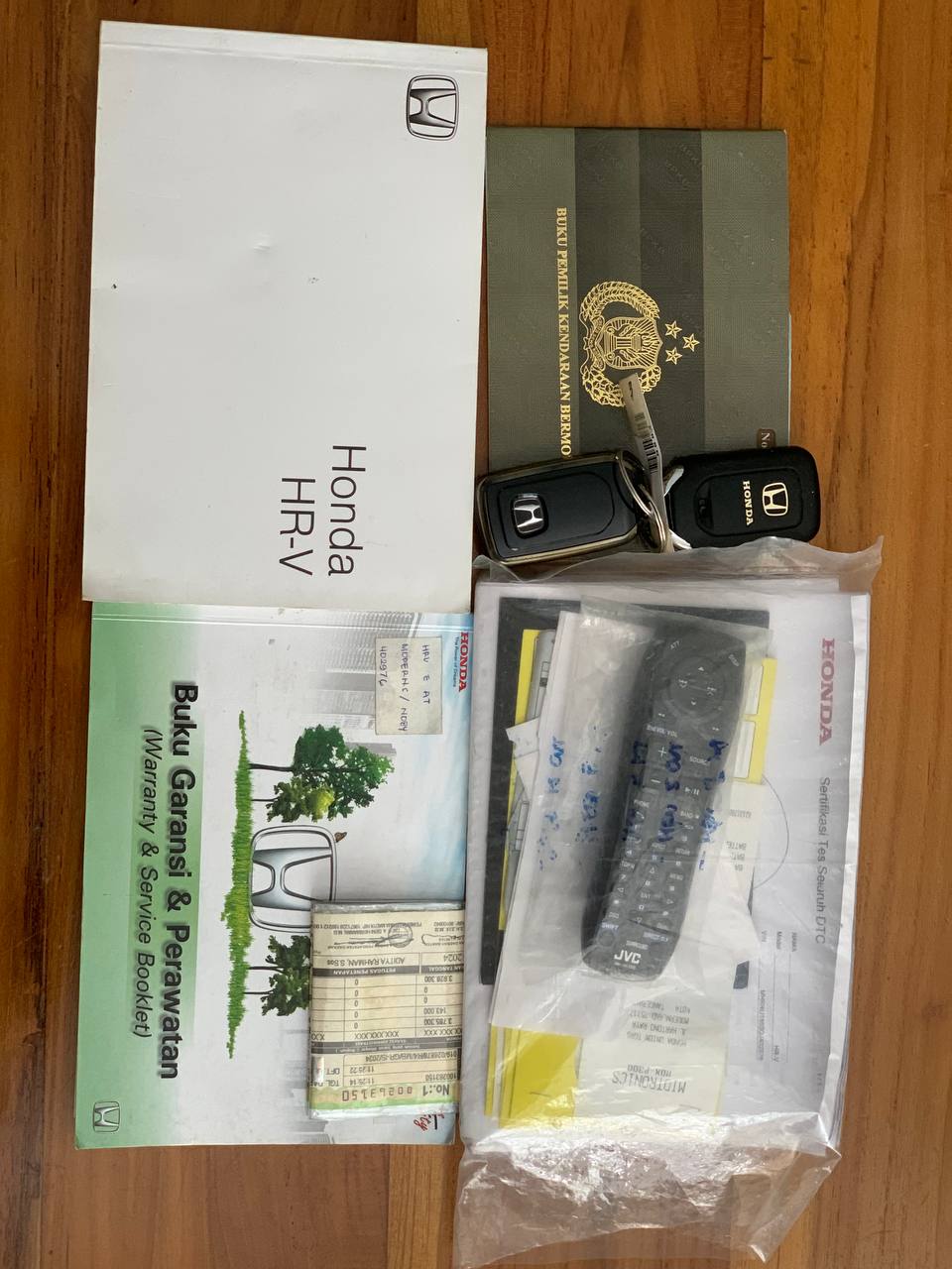 2016 Honda HRV  E CVT 2016 Honda HRV  E CVT