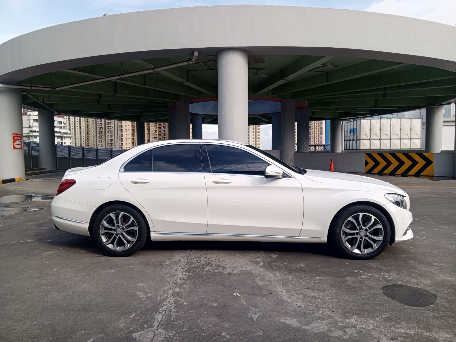 2014 Mercedes Benz C-Class Sedan 2014 Mercedes Benz C-Class Sedan