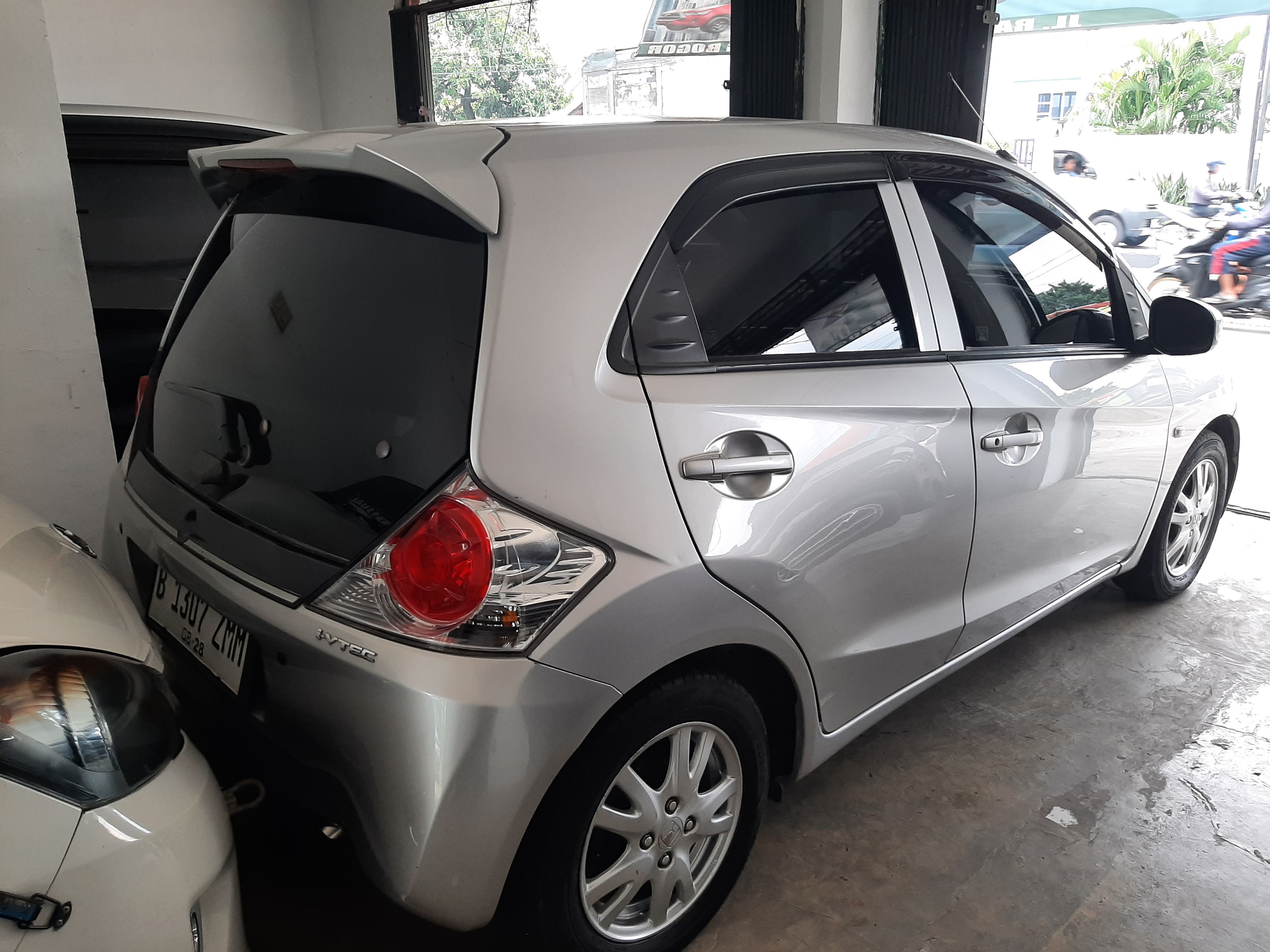 2015 Honda Brio  1.2 SATYA DD1 E M/T MNB 2015 Honda Brio  1.2 SATYA DD1 E M/T MNB