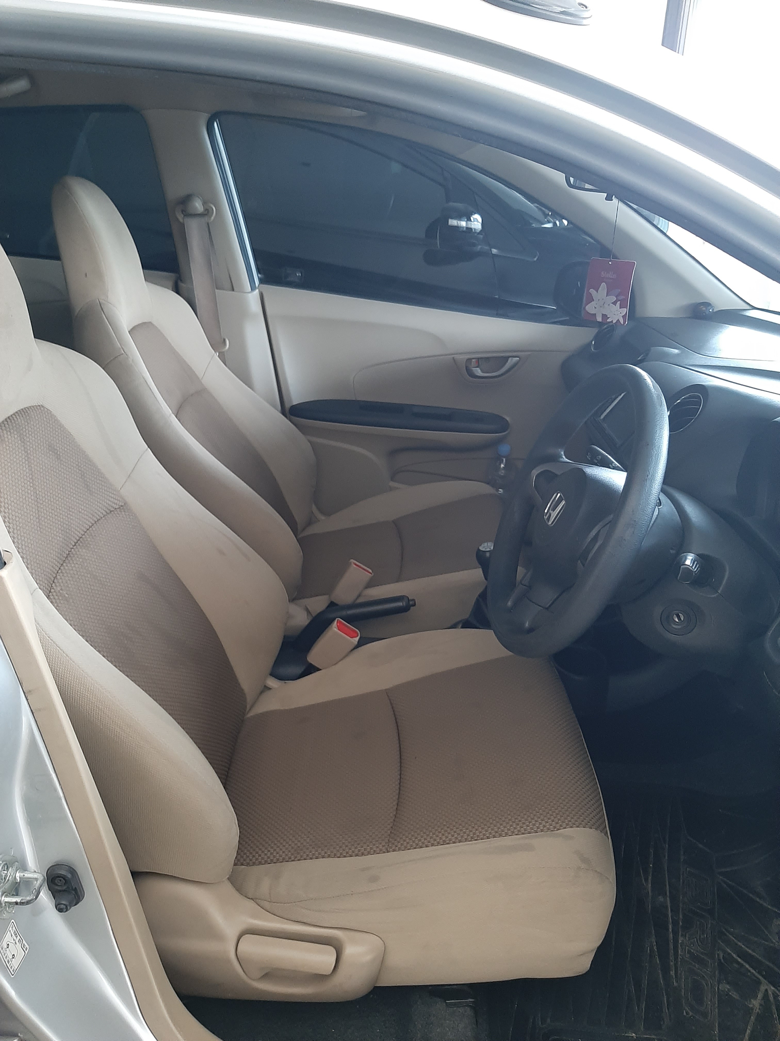 2015 Honda Brio  1.2 SATYA DD1 E M/T MNB 2015 Honda Brio  1.2 SATYA DD1 E M/T MNB