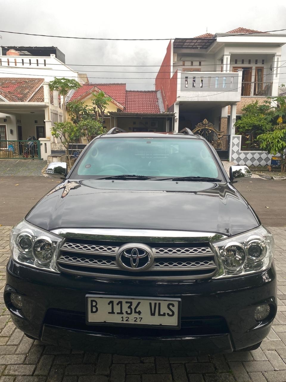 Second Hand 2011 Toyota Fortuner G 4x2 Luxury 2.7L AT Second Hand 2011 Toyota Fortuner G 4x2 Luxury 2.7L AT