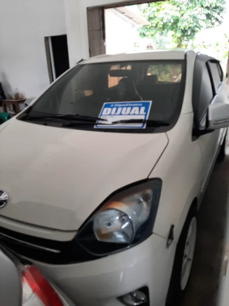 2015 Toyota Agya 1.0L G A/T Bekas 2015 Toyota Agya 1.0L G A/T Bekas