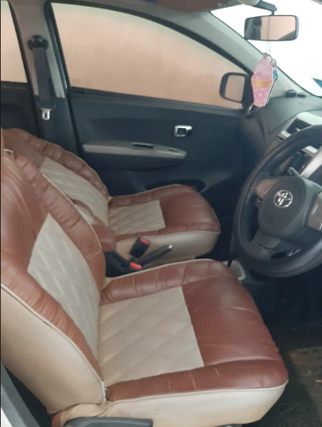 2015 Toyota Agya 1.0L G A/T 2015 Toyota Agya 1.0L G A/T