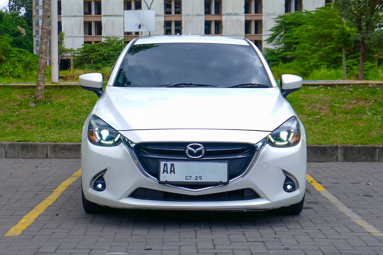 2017 Mazda 2  SKYACTIVE R A/T