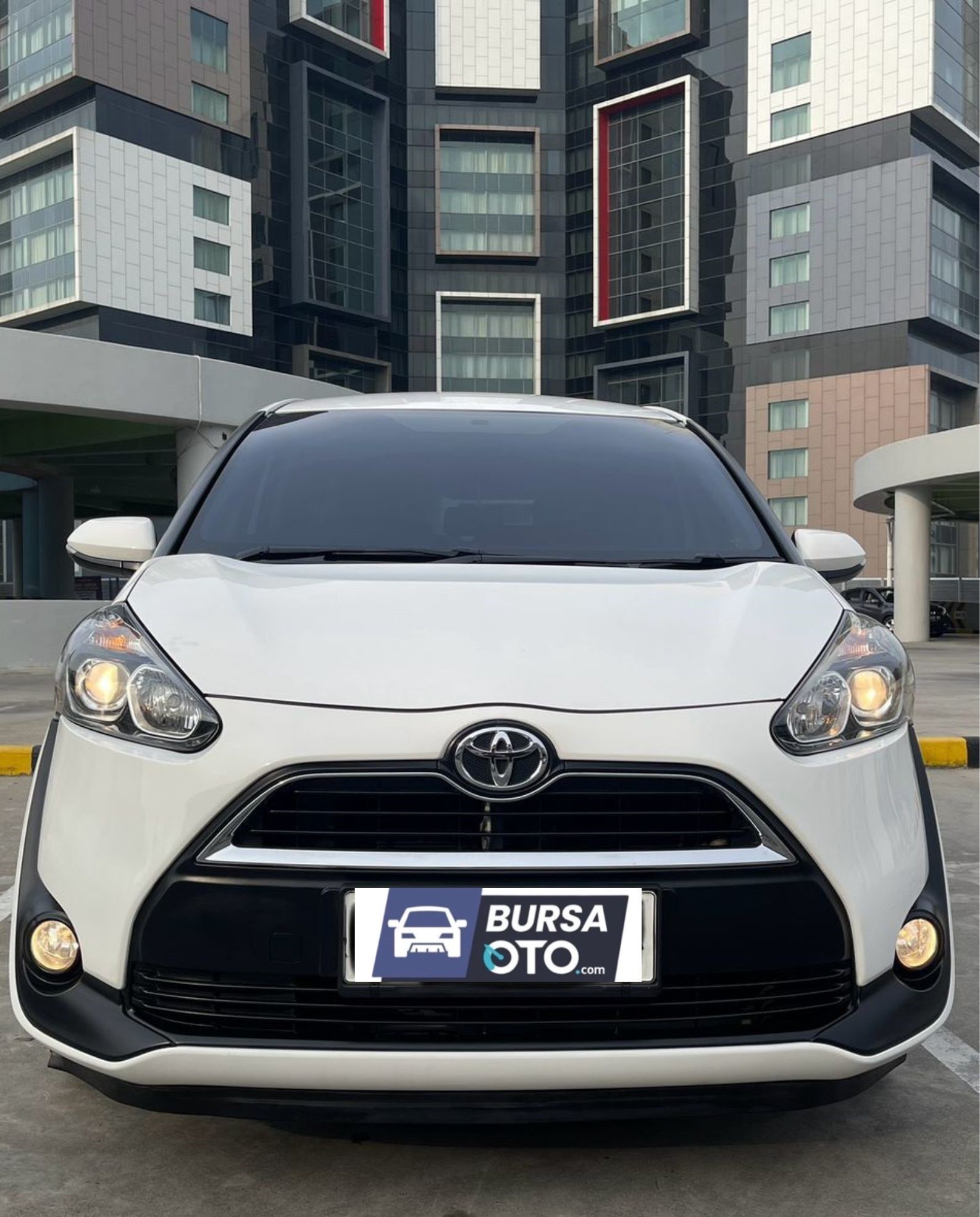 2019 Toyota Sienta V CVT Bekas 2019 Toyota Sienta V CVT Bekas