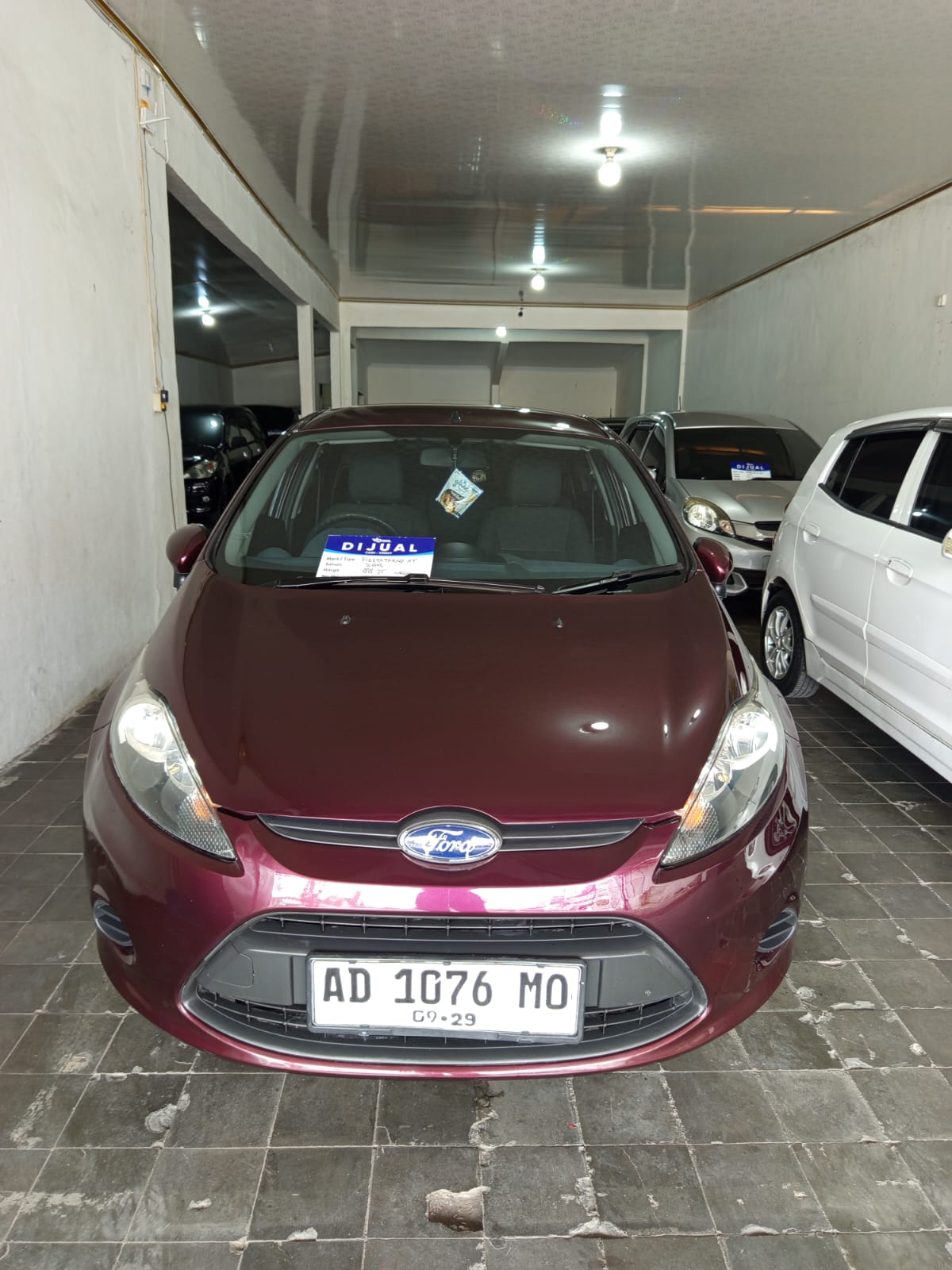 2013 Ford Fiesta  1.4 TREND AT Bekas 2013 Ford Fiesta  1.4 TREND AT Bekas