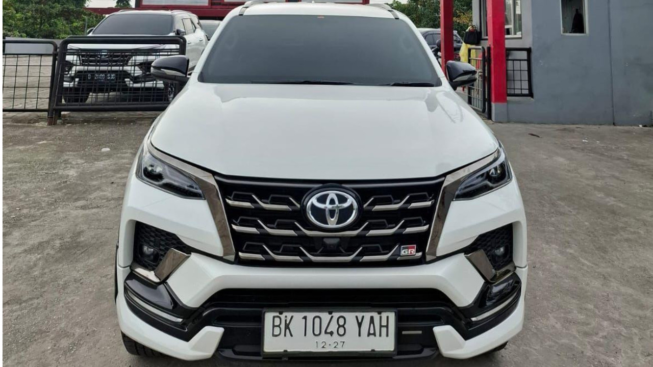 2022 Toyota Fortuner 2.8 GR Sport 4x4 AT
